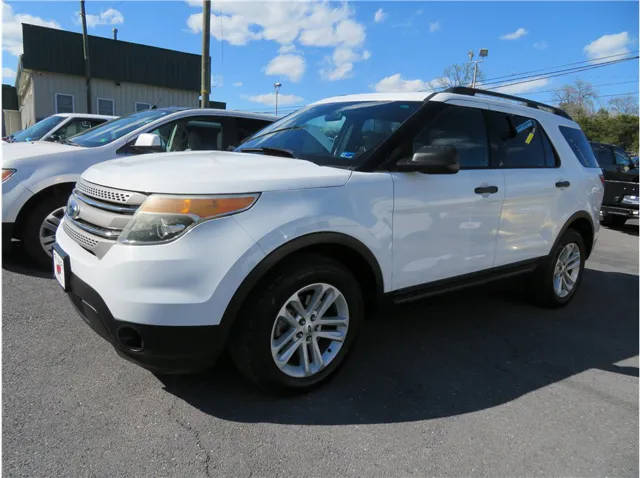 2015 Ford Explorer Base 4WD photo