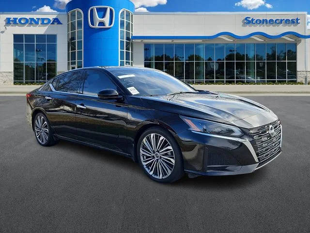 2023 Nissan Altima 2.5 SL FWD photo