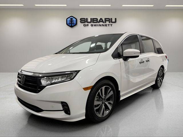 2023 Honda Odyssey Touring FWD photo