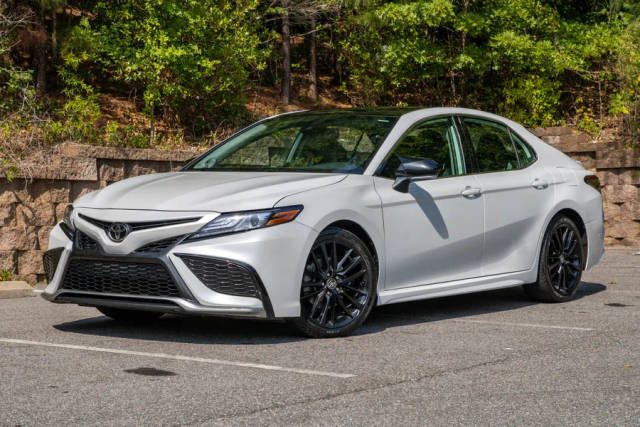 2023 Toyota Camry XSE V6 FWD photo