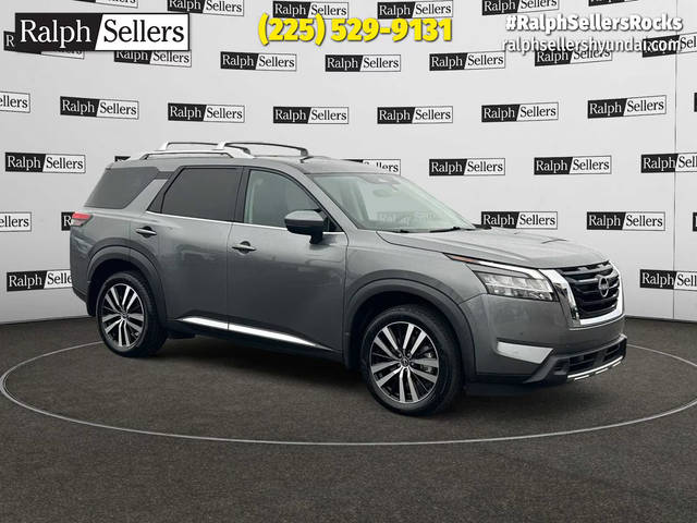 2023 Nissan Pathfinder Platinum FWD photo