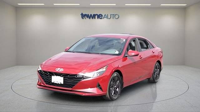 2023 Hyundai Elantra SEL FWD photo