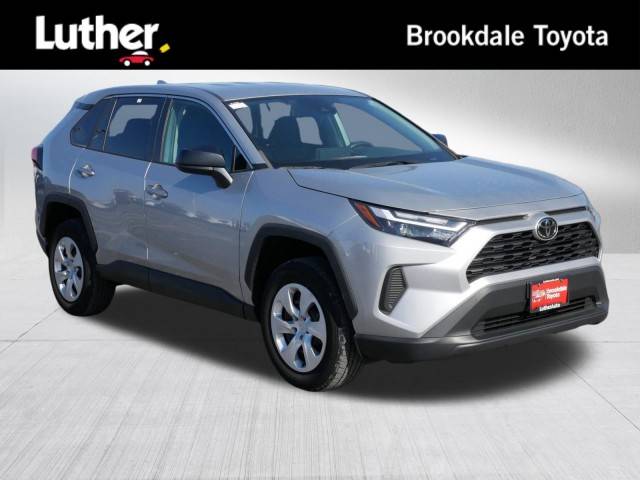 2023 Toyota RAV4 LE AWD photo