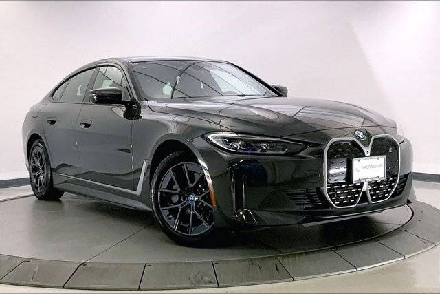 2023 BMW i4 eDrive35 RWD photo