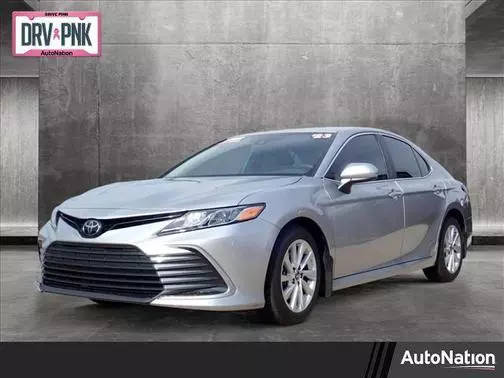 2023 Toyota Camry LE FWD photo