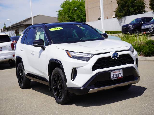 2023 Toyota RAV4 Hybrid XSE AWD photo