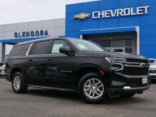 2023 Chevrolet Suburban LS 4WD photo