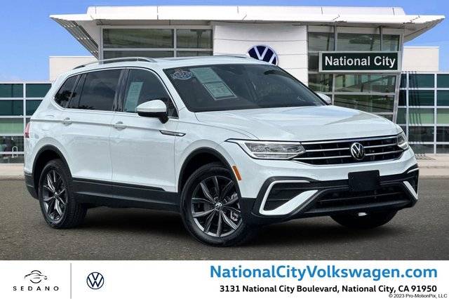 2023 Volkswagen Tiguan SE FWD photo