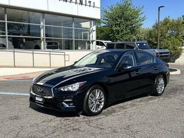 2023 Infiniti Q50 LUXE AWD photo