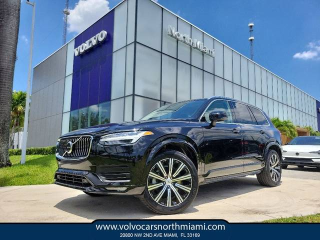 2023 Volvo XC90 Core AWD photo