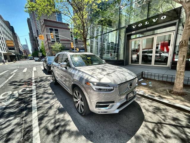 2023 Volvo XC90 Ultimate AWD photo