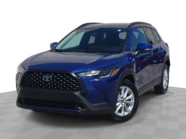 2023 Toyota Corolla Cross LE AWD photo