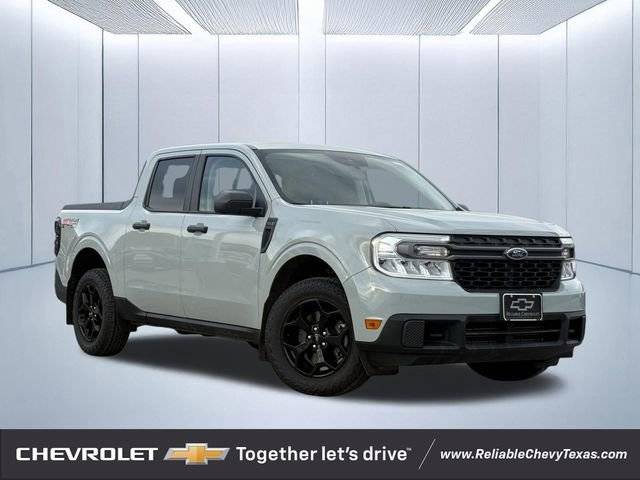 2023 Ford Maverick XLT AWD photo