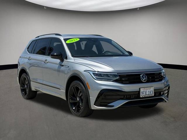 2023 Volkswagen Tiguan SE R-Line Black FWD photo