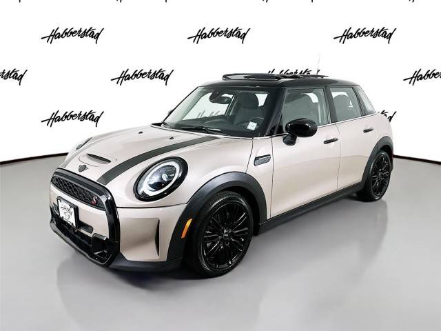 2023 MINI Hardtop 4 Door Cooper S FWD photo