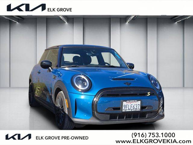 2023 MINI Hardtop 2 Door Cooper SE FWD photo