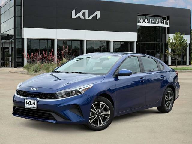 2023 Kia Forte LXS FWD photo