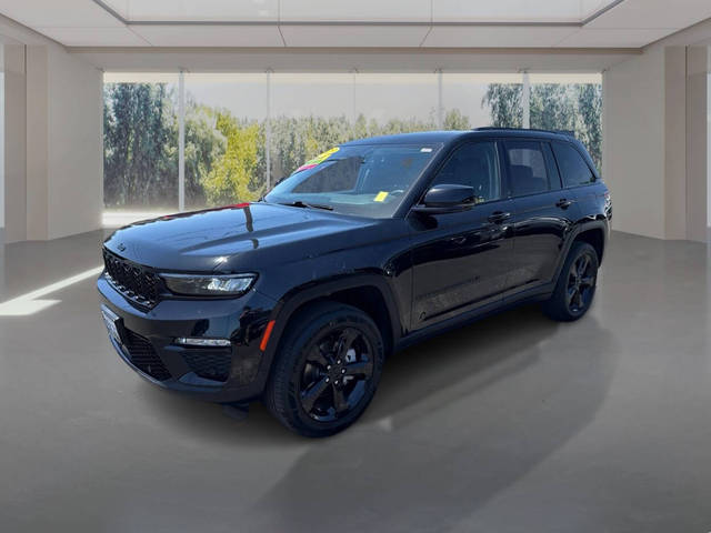 2023 Jeep Grand Cherokee Limited 4WD photo