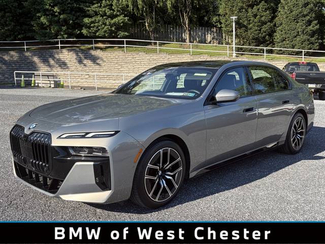 2023 BMW 7 Series 760i xDrive AWD photo