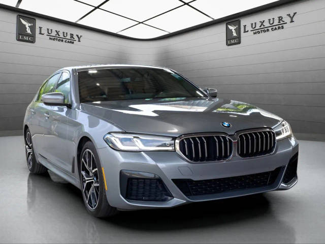 2023 BMW 5 Series 530i xDrive AWD photo