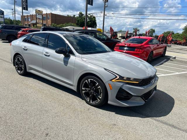 2023 Kia K5 GT-Line photo