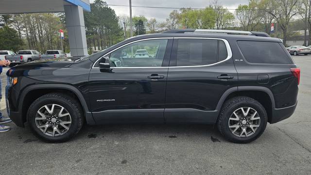 2023 GMC Acadia SLE FWD photo