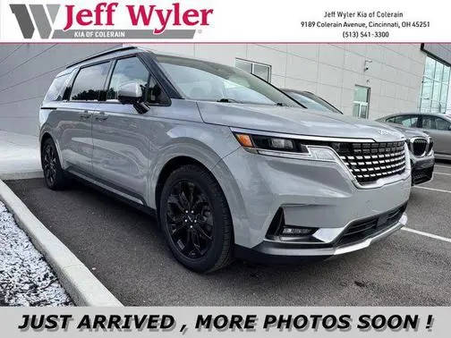 2023 Kia Carnival SX FWD photo