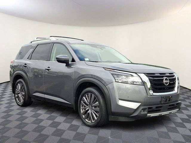 2023 Nissan Pathfinder SL 4WD photo