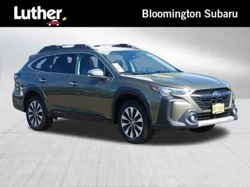 2023 Subaru Outback Touring AWD photo