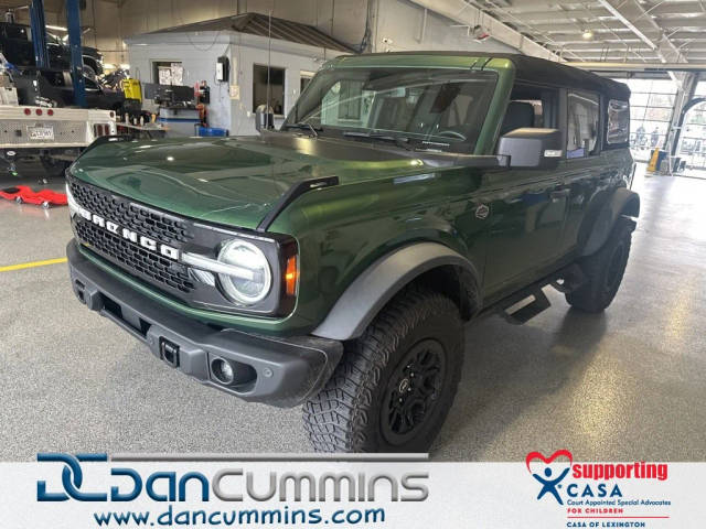 2023 Ford Bronco 4 Door Wildtrak 4WD photo