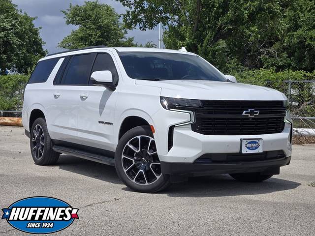2023 Chevrolet Suburban RST 4WD photo