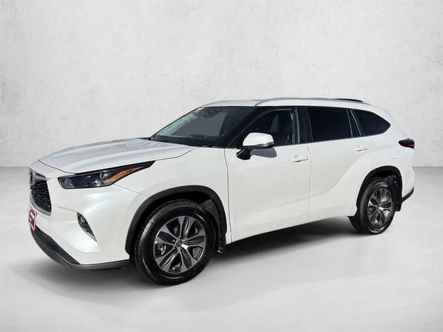 2023 Toyota Highlander XLE AWD photo
