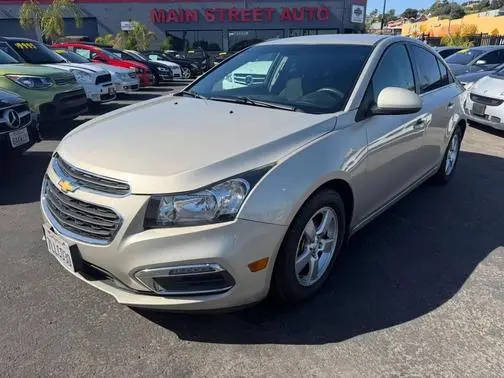 2015 Chevrolet Cruze LT FWD photo
