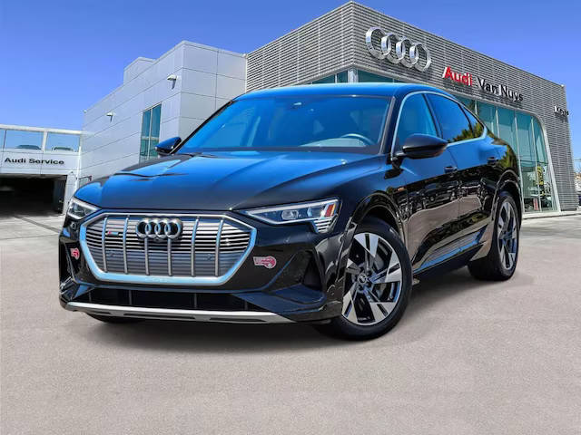 2023 Audi e-tron Sportback S line Premium Plus AWD photo
