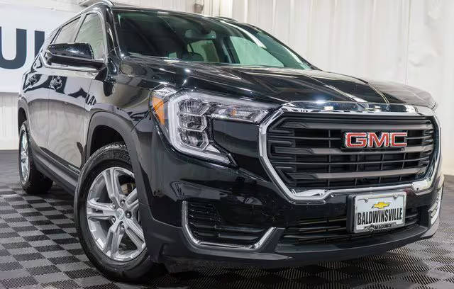 2023 GMC Terrain SLE FWD photo