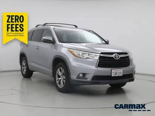 2015 Toyota Highlander XLE FWD photo