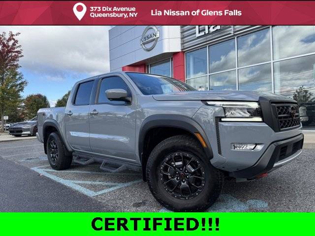 2023 Nissan Frontier PRO-4X 4WD photo