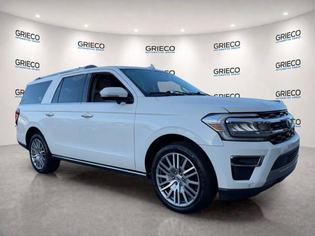 2023 Ford Expedition Max Limited 4WD photo