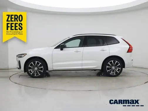 2023 Volvo XC60 Plus Dark Theme AWD photo