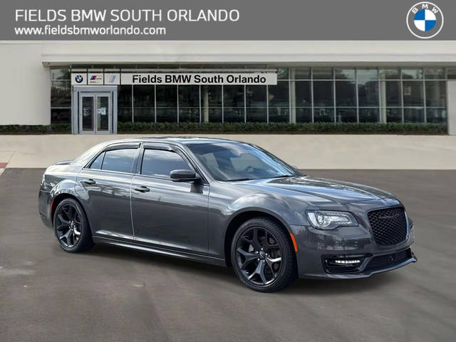 2023 Chrysler 300 300S RWD photo