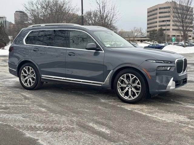 2023 BMW X7 xDrive40i AWD photo