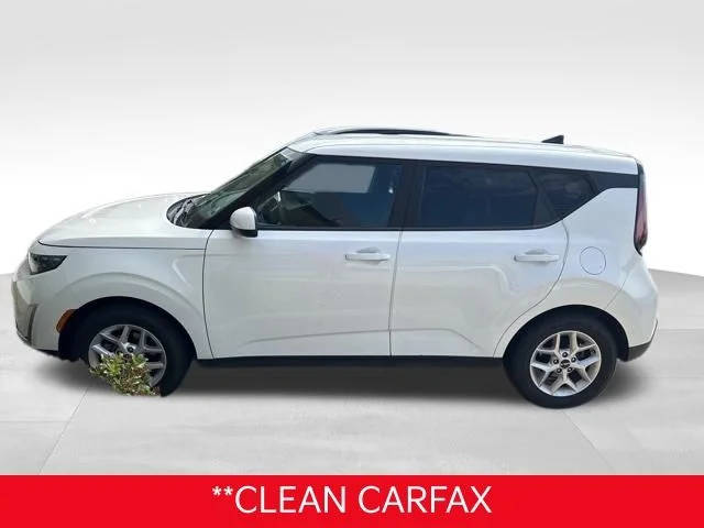 2023 Kia Soul LX FWD photo