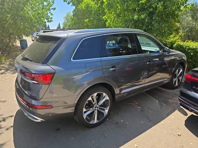 2023 Audi Q7 Premium Plus AWD photo