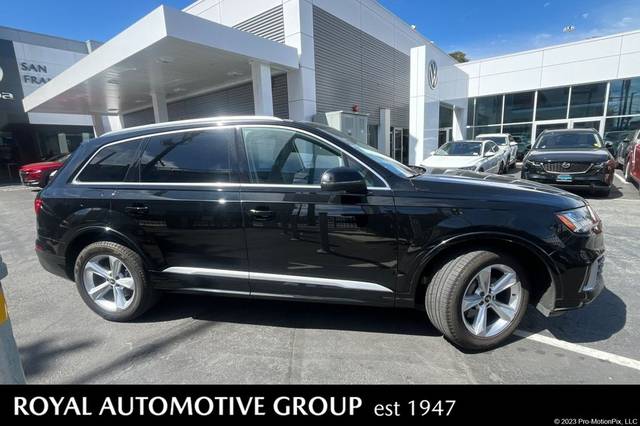 2023 Audi Q7 Premium AWD photo