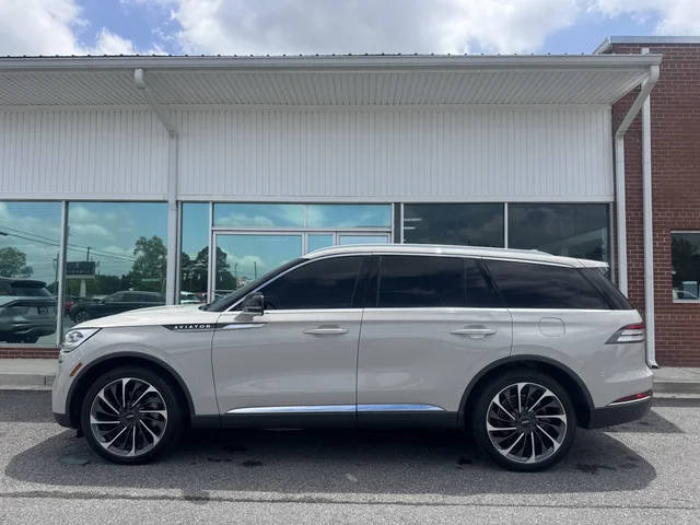 2020 Lincoln Aviator Reserve AWD photo