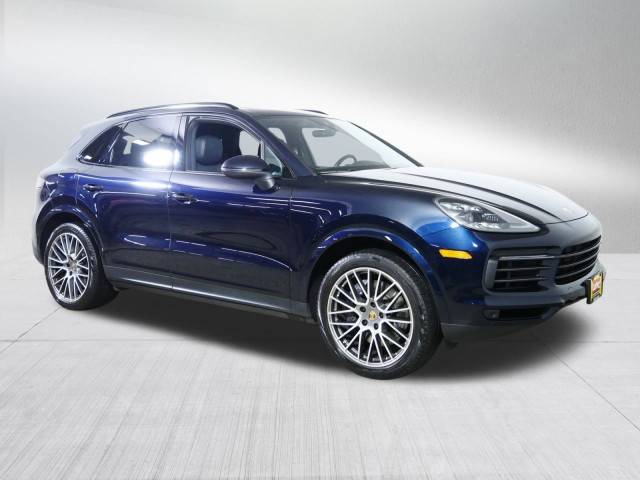 2022 Porsche Cayenne Platinum Edition AWD photo