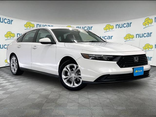 2023 Honda Accord LX FWD photo