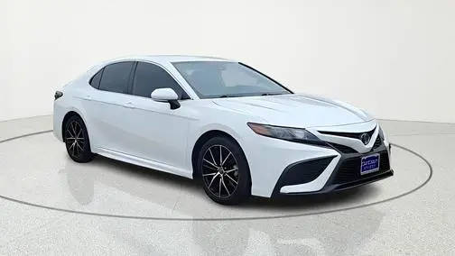 2023 Toyota Camry SE FWD photo
