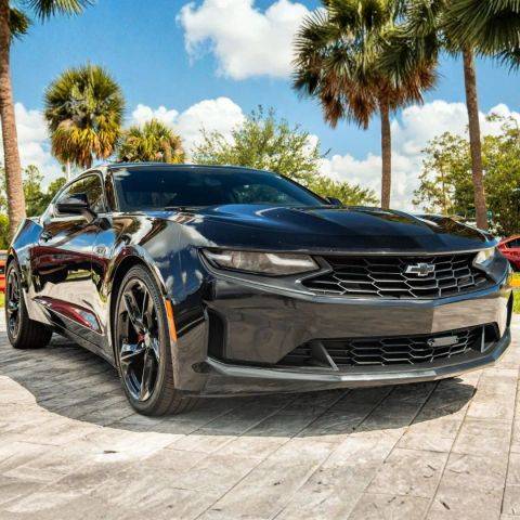 2023 Chevrolet Camaro LT1 RWD photo