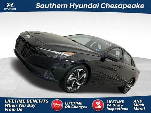2023 Hyundai Elantra SEL FWD photo